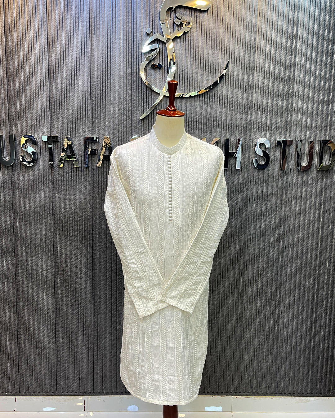 White Textured Kurta Pajama – Premium Traditional Wear
