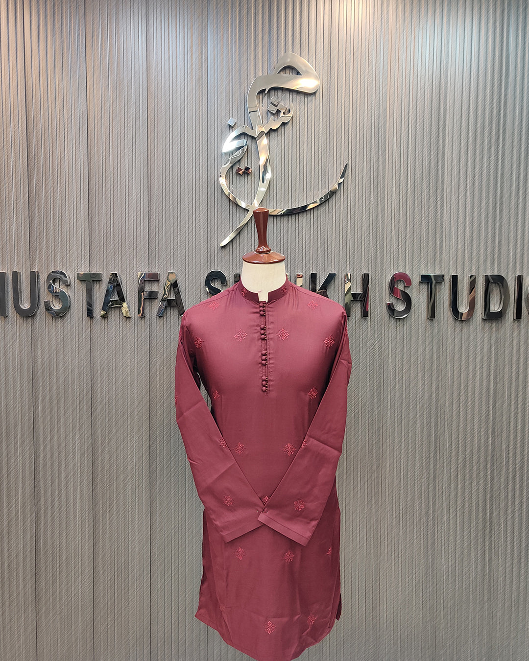 Maroon Embroidered Kurta Pajama – Premium Men’s Festive Wear