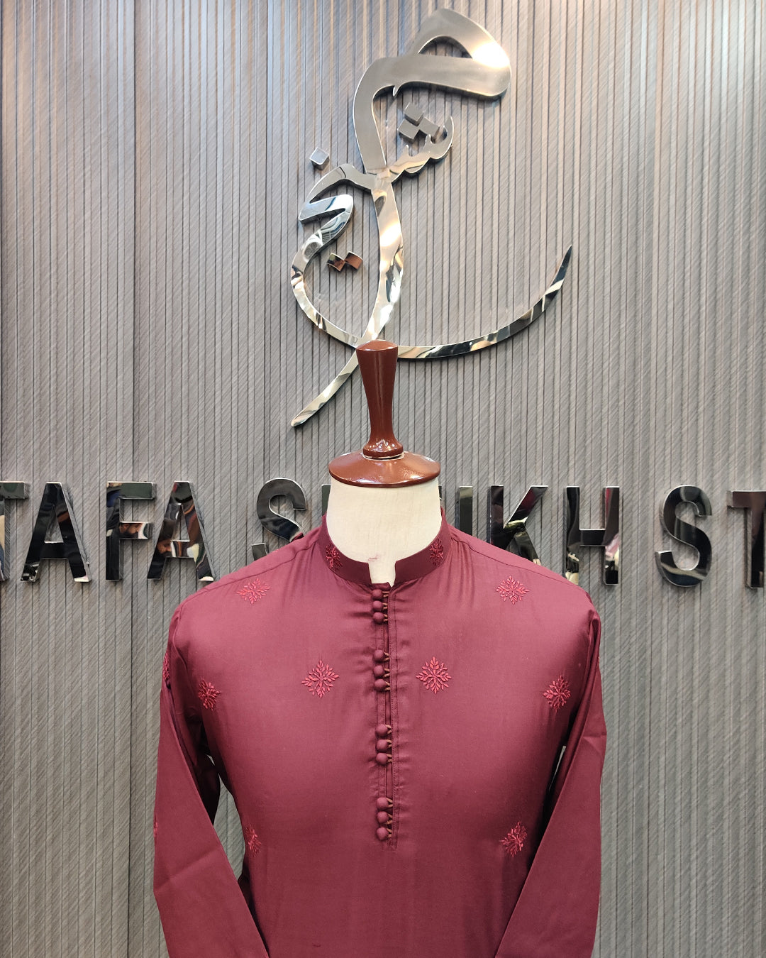 Maroon Embroidered Kurta Pajama – Premium Men’s Festive Wear