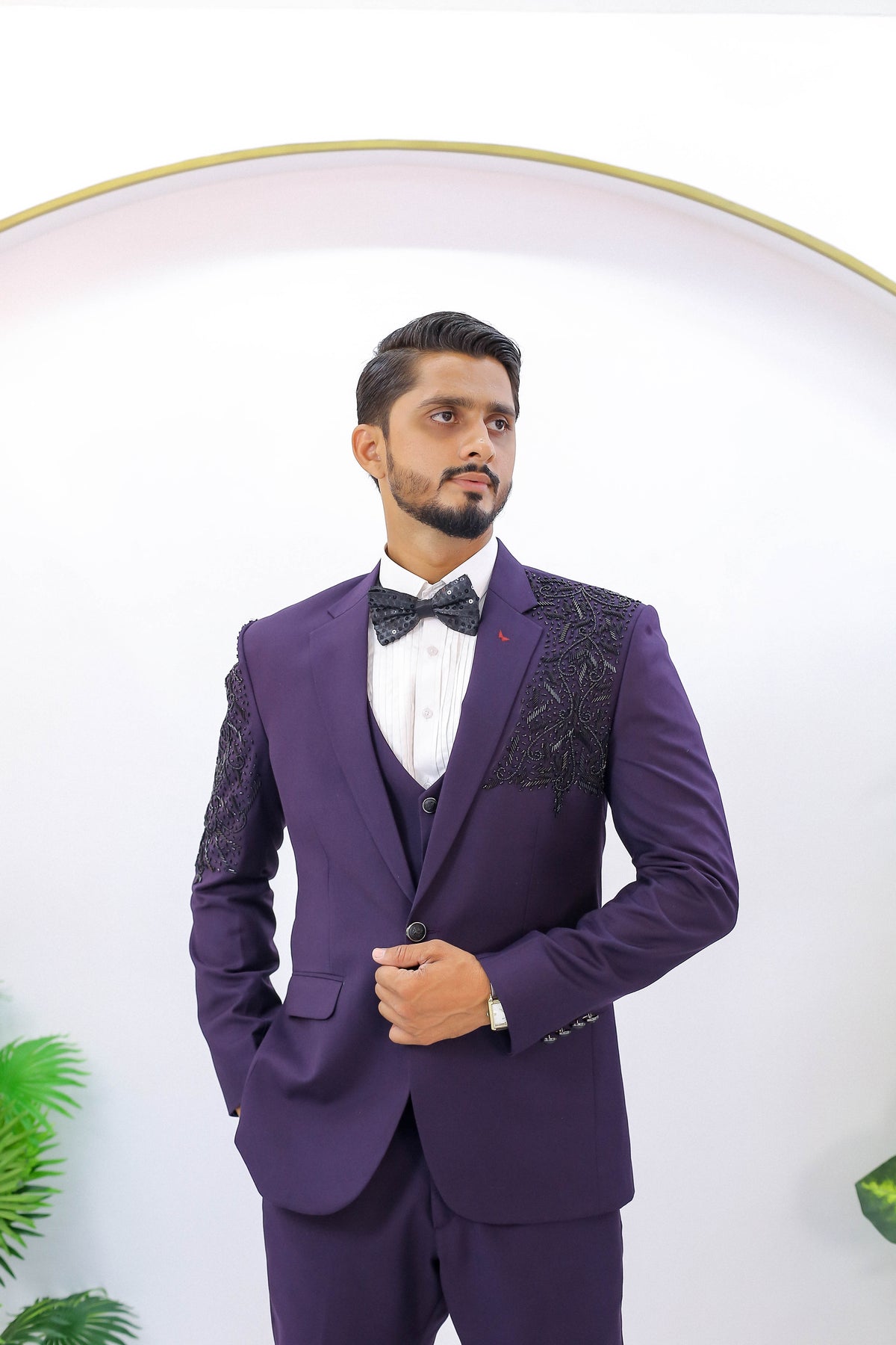 Handcrafted Dark Purple Italian Cut 3-Piece Suit